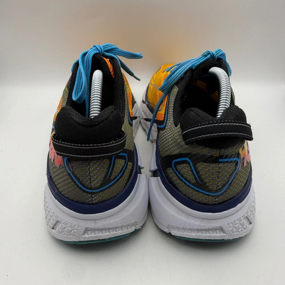 Hoka One One hoka one